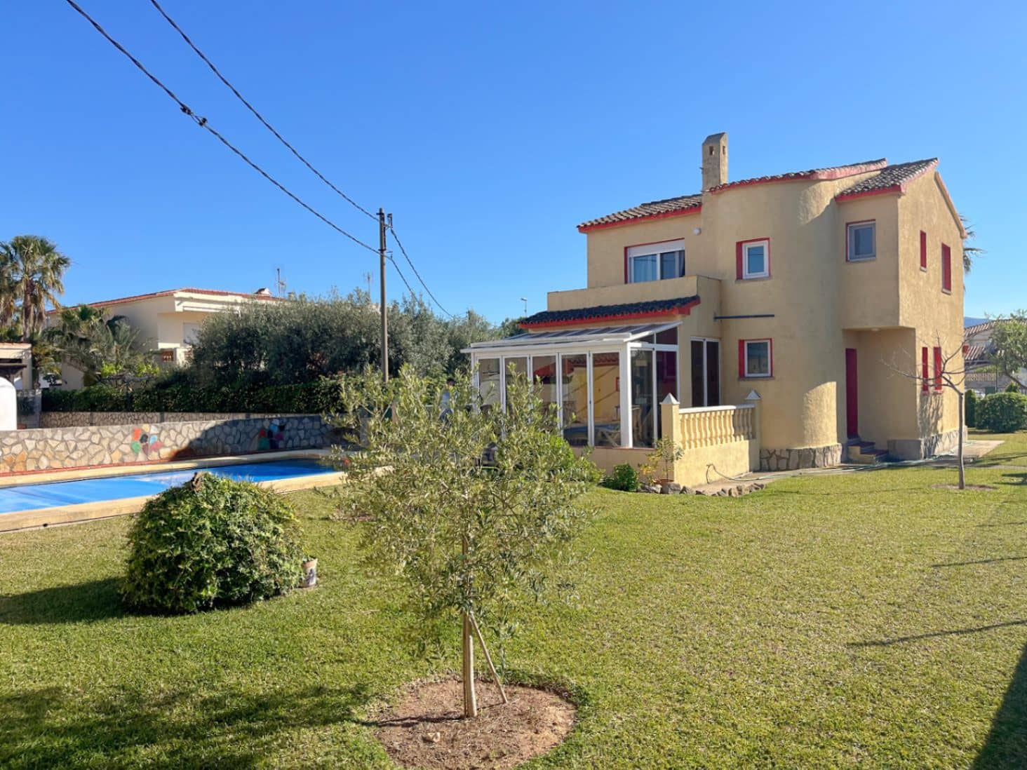 3 bedroom Villa for sale in Denia with garage - € 400,000 (Ref: 9912291)