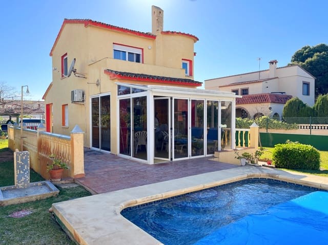 3 bedroom Villa for sale in Devessa - Monte Pego, Dénia with garage - € 400,000 (Ref: 9912291)