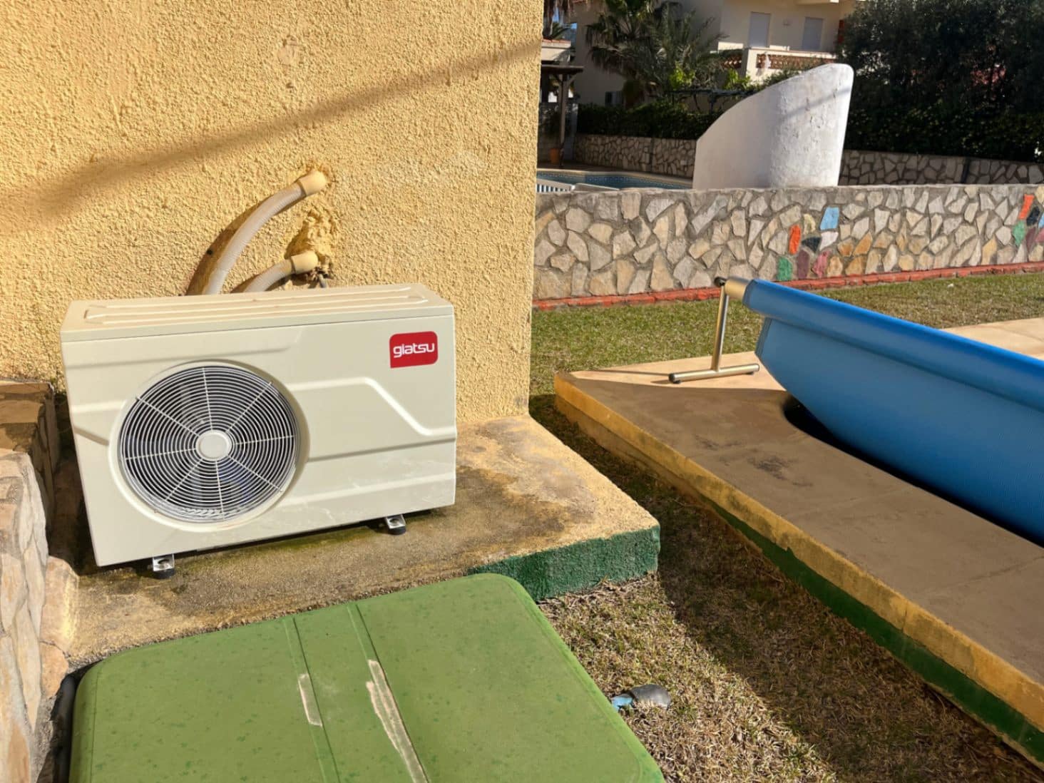 3 bedroom Villa for sale in Denia with garage - € 400,000 (Ref: 9912291)