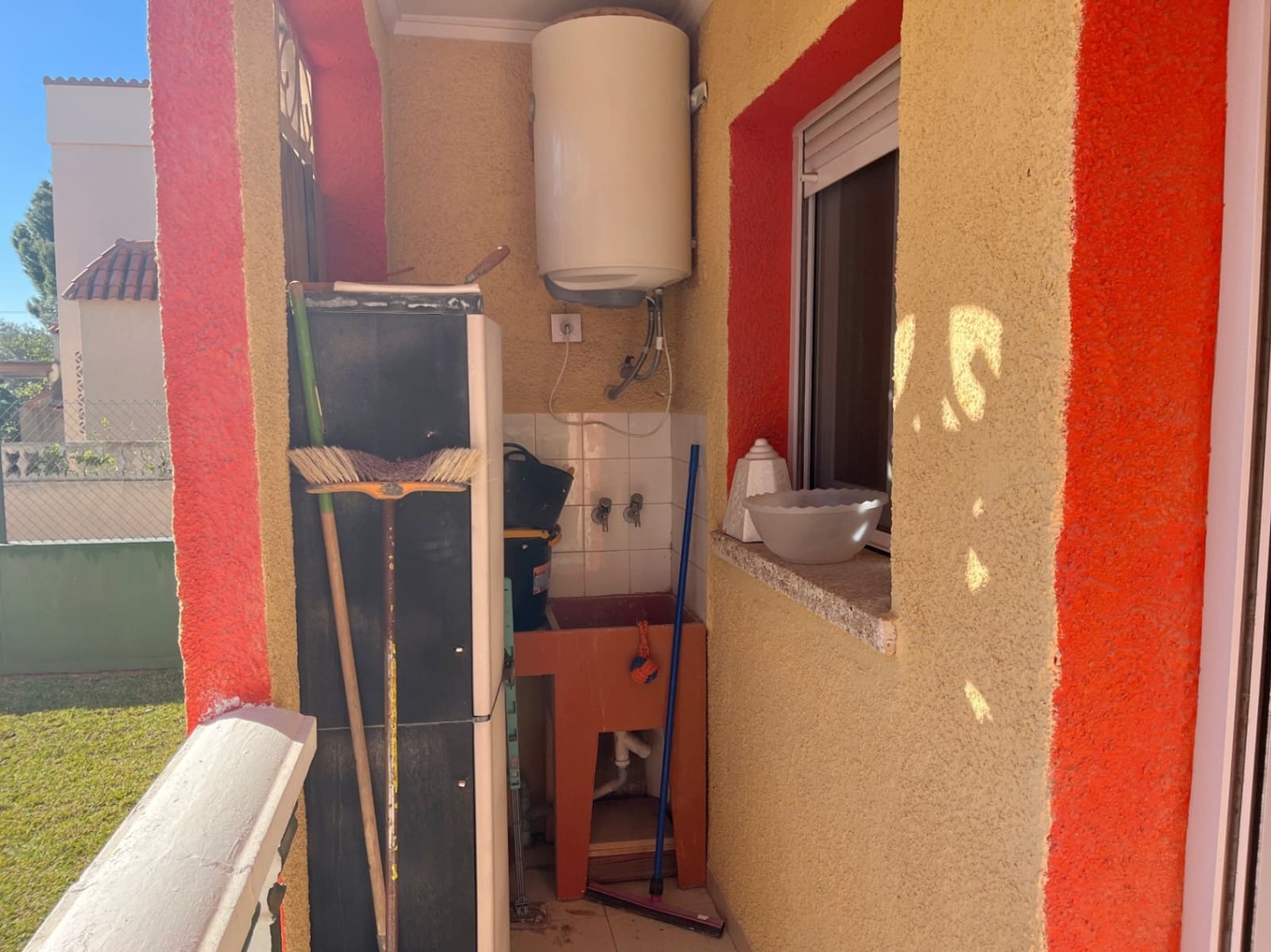 3 bedroom Villa for sale in Denia with garage - € 400,000 (Ref: 9912291)