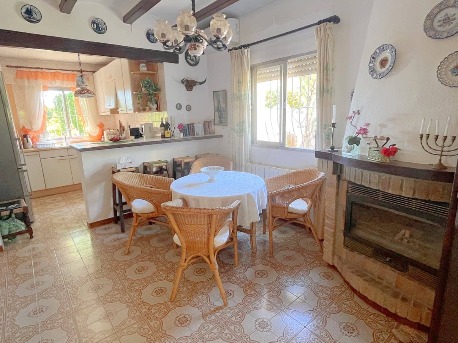 4 bedroom Villa for sale in Els Poblets with pool garage - € 499,500 (Ref: 9912292)