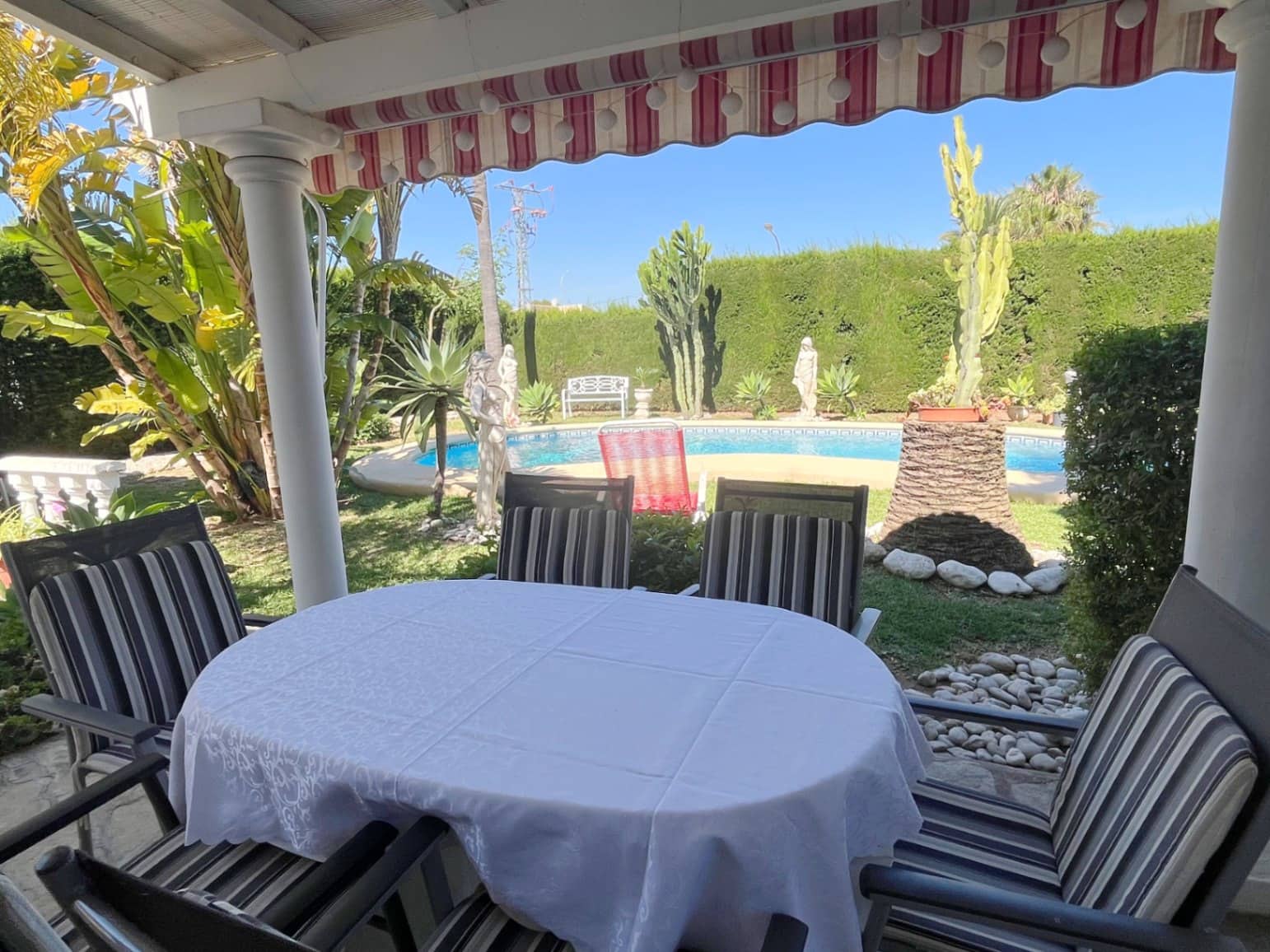 4 bedroom Villa for sale in Els Poblets with pool garage - € 499,500 (Ref: 9912292)