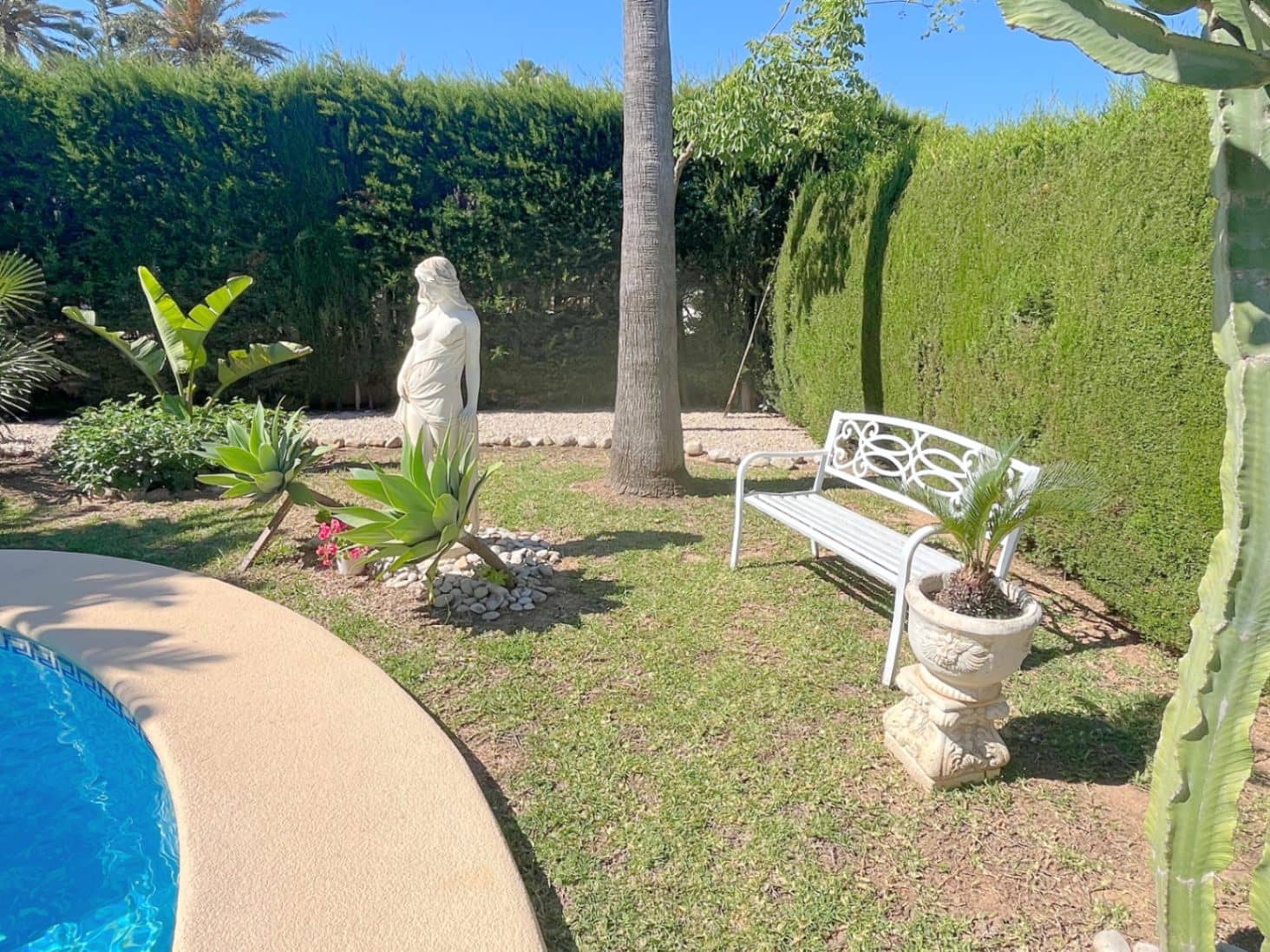 4 bedroom Villa for sale in Els Poblets with pool garage - € 499,500 (Ref: 9912292)
