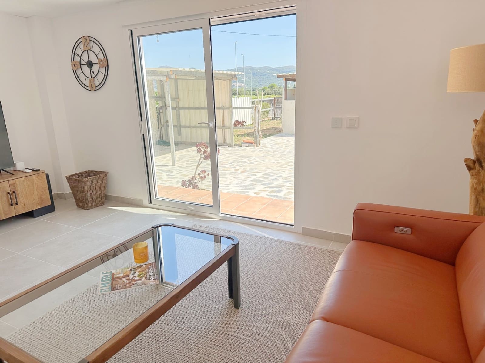2 bedroom Villa for sale in Rafol de Almunia with garage - € 250,000 (Ref: 9999020)