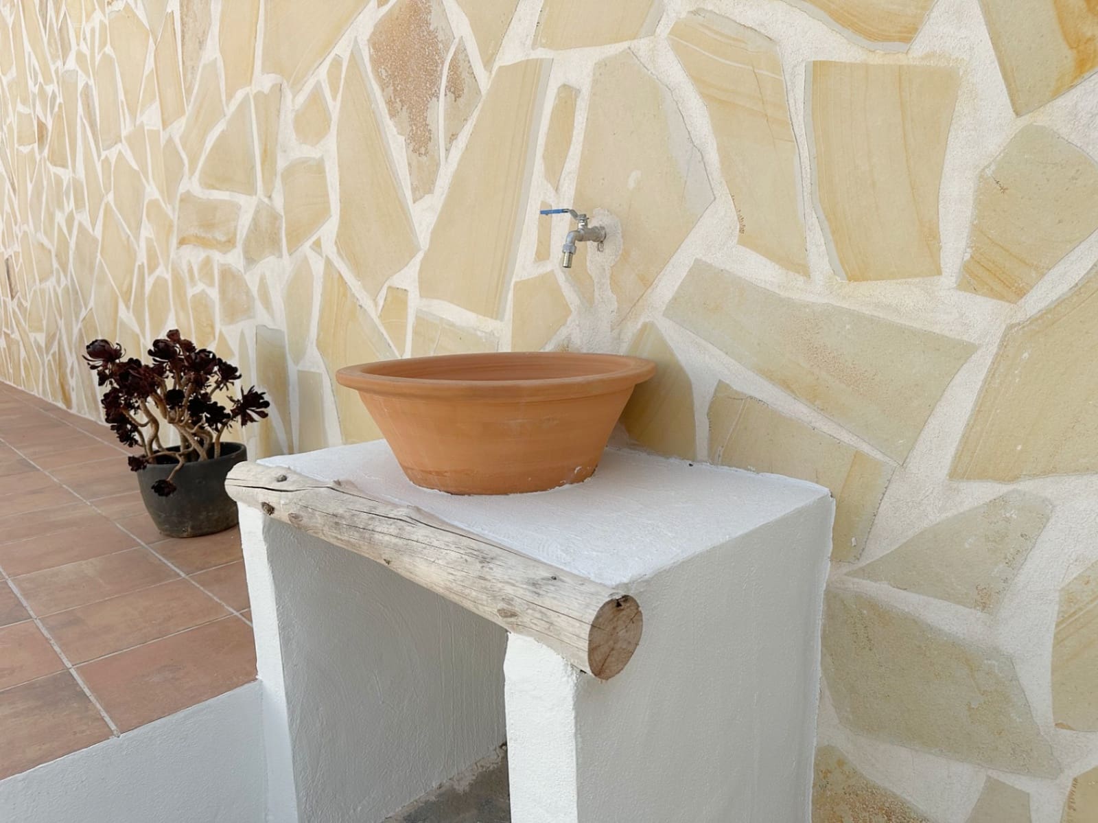 2 bedroom Villa for sale in Rafol de Almunia with garage - € 250,000 (Ref: 9999020)