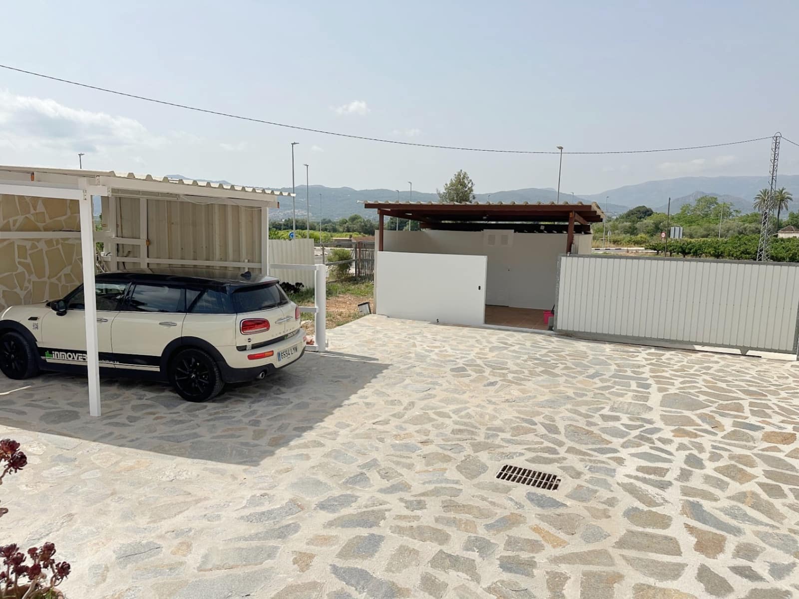 2 bedroom Villa for sale in Rafol de Almunia with garage - € 250,000 (Ref: 9999020)