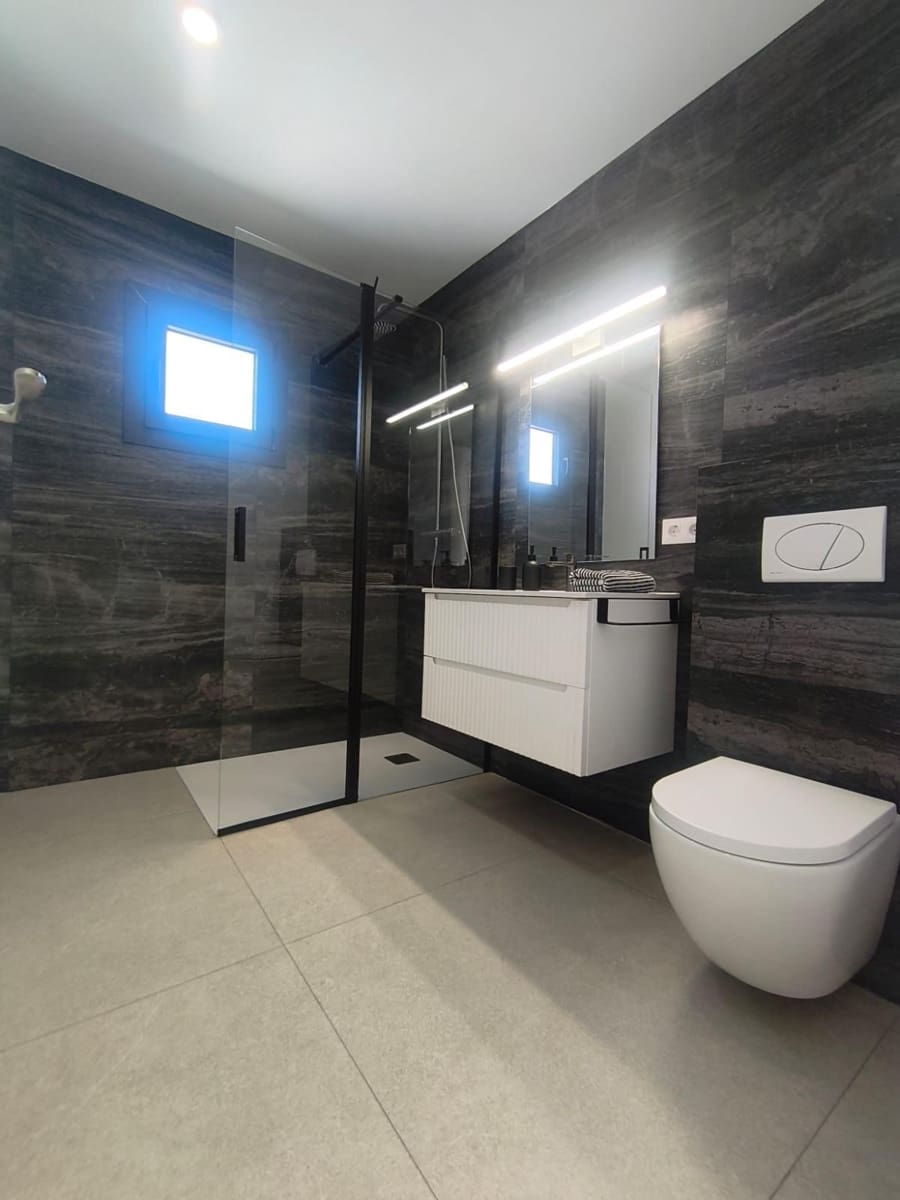4 soveværelse Villa til salg i Porto Petro med swimmingpool garage - € 1.750.000 (Ref: 10027349)