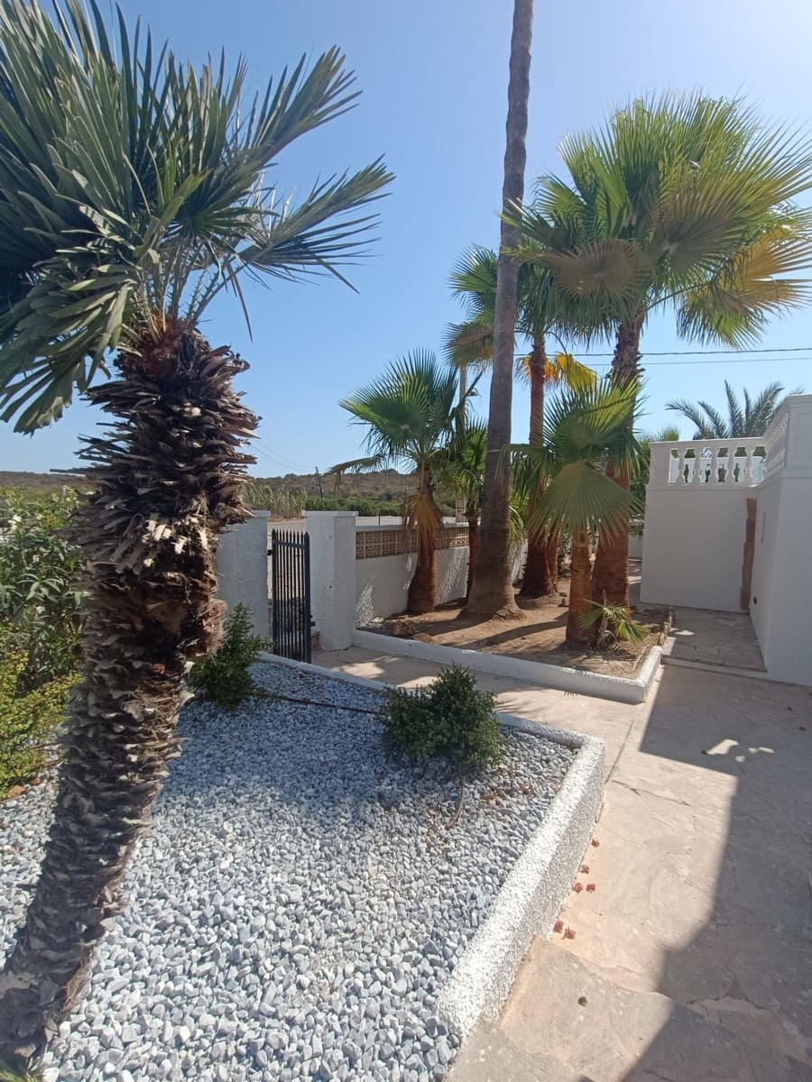 4 soveværelse Villa til salg i Porto Petro med swimmingpool garage - € 1.750.000 (Ref: 10027349)