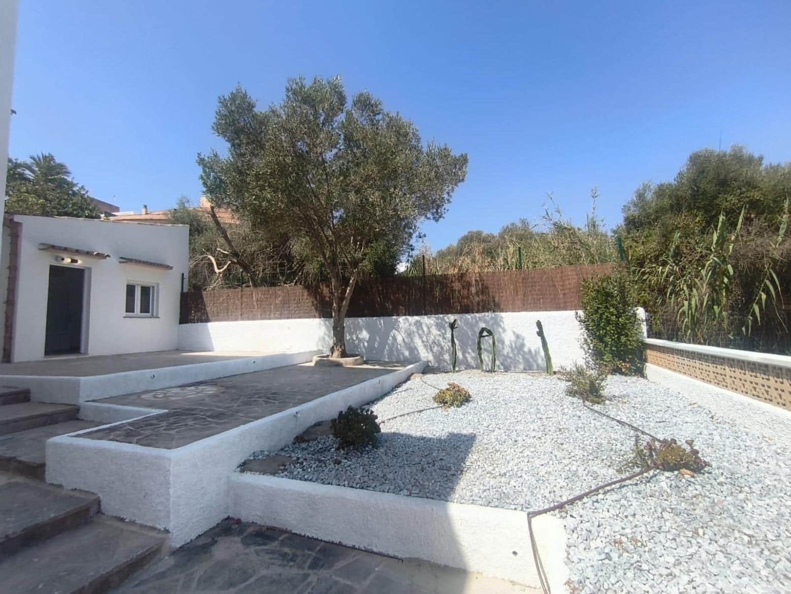 4 soveværelse Villa til salg i Porto Petro med swimmingpool garage - € 1.750.000 (Ref: 10027349)