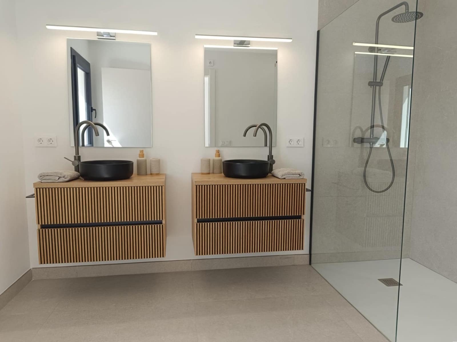 4 soveværelse Villa til salg i Porto Petro med swimmingpool garage - € 1.750.000 (Ref: 10027349)