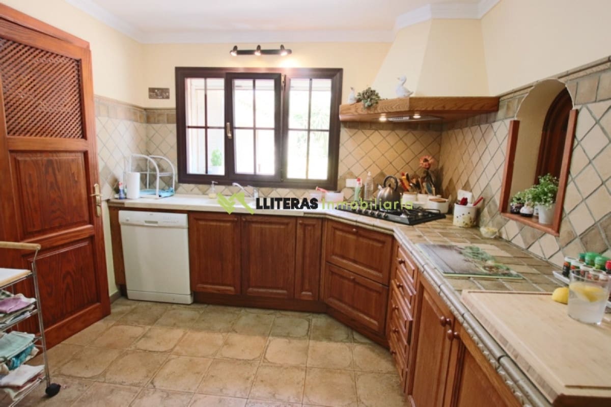 3 soveværelse Finca/Landehus til salg i Inca med swimmingpool garage - € 795.000 (Ref: 5186373)