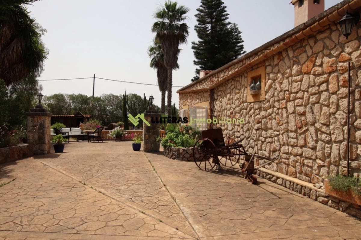 3 soveværelse Finca/Landehus til salg i Inca med swimmingpool garage - € 795.000 (Ref: 5186373)