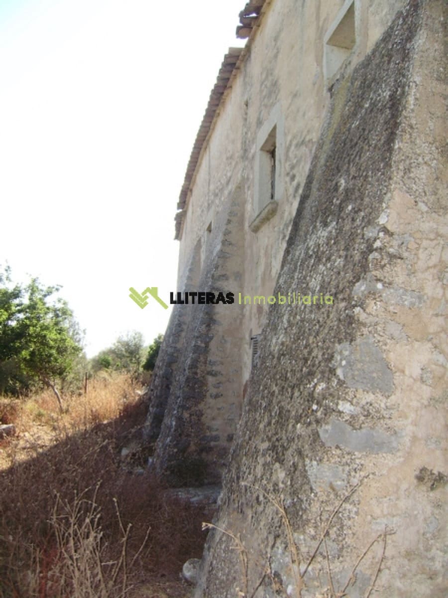 Finca/Landehus til salg i Orient - € 1.490.000 (Ref: 6163031)