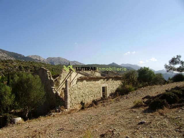 Finca/Landehus til salg i Orient, Bunyola - € 1.490.000 (Ref: 6163031)