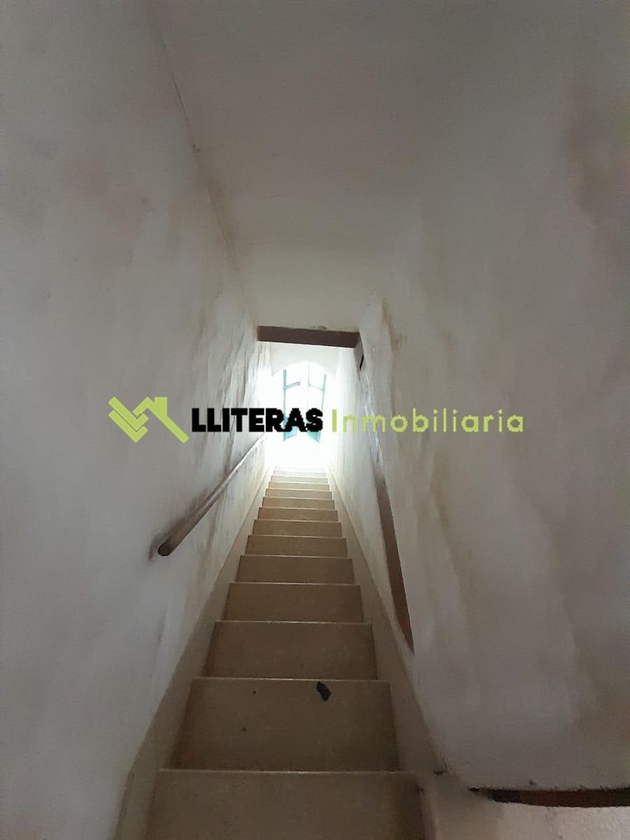 5 soveværelse Byhus til salg i Buger - € 340.000 (Ref: 8445730)