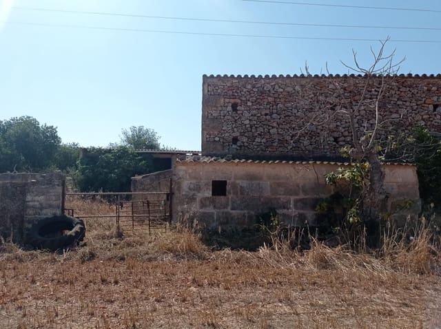 Building Plot for sale in Llubí - € 296,000 (Ref: 8454884)