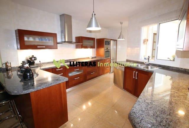 5 bedroom Villa for sale in Inca with garage - € 1,618,000 (Ref: 8636500)