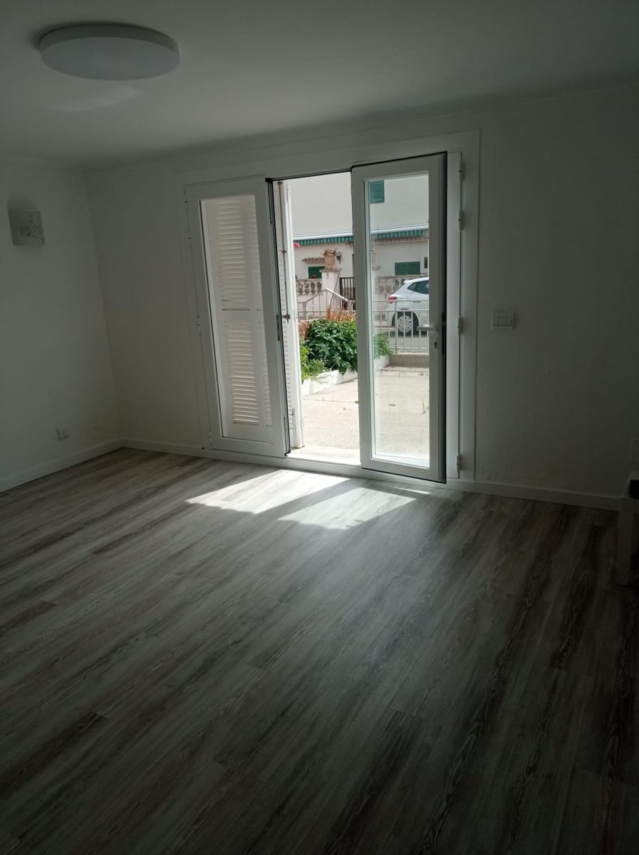 4 bedroom Apartment for sale in Portocolom - € 310,000 (Ref: 9026712)