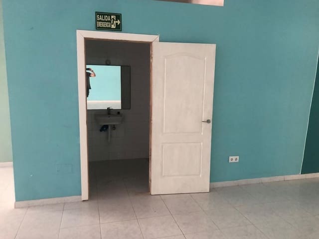 Commercieel te koop in Inca - € 475.000 (Ref: 9403352)