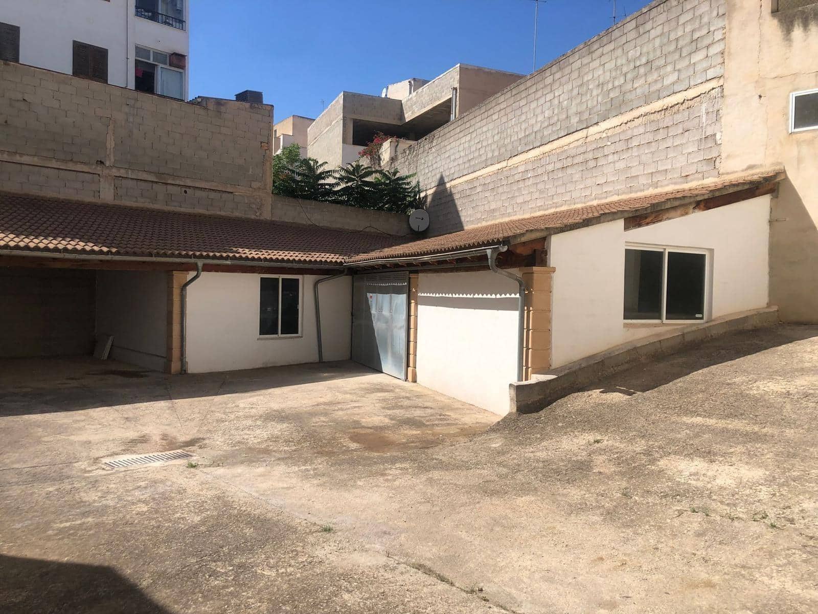 Erhverv til salg i Inca - € 475.000 (Ref: 9403352)