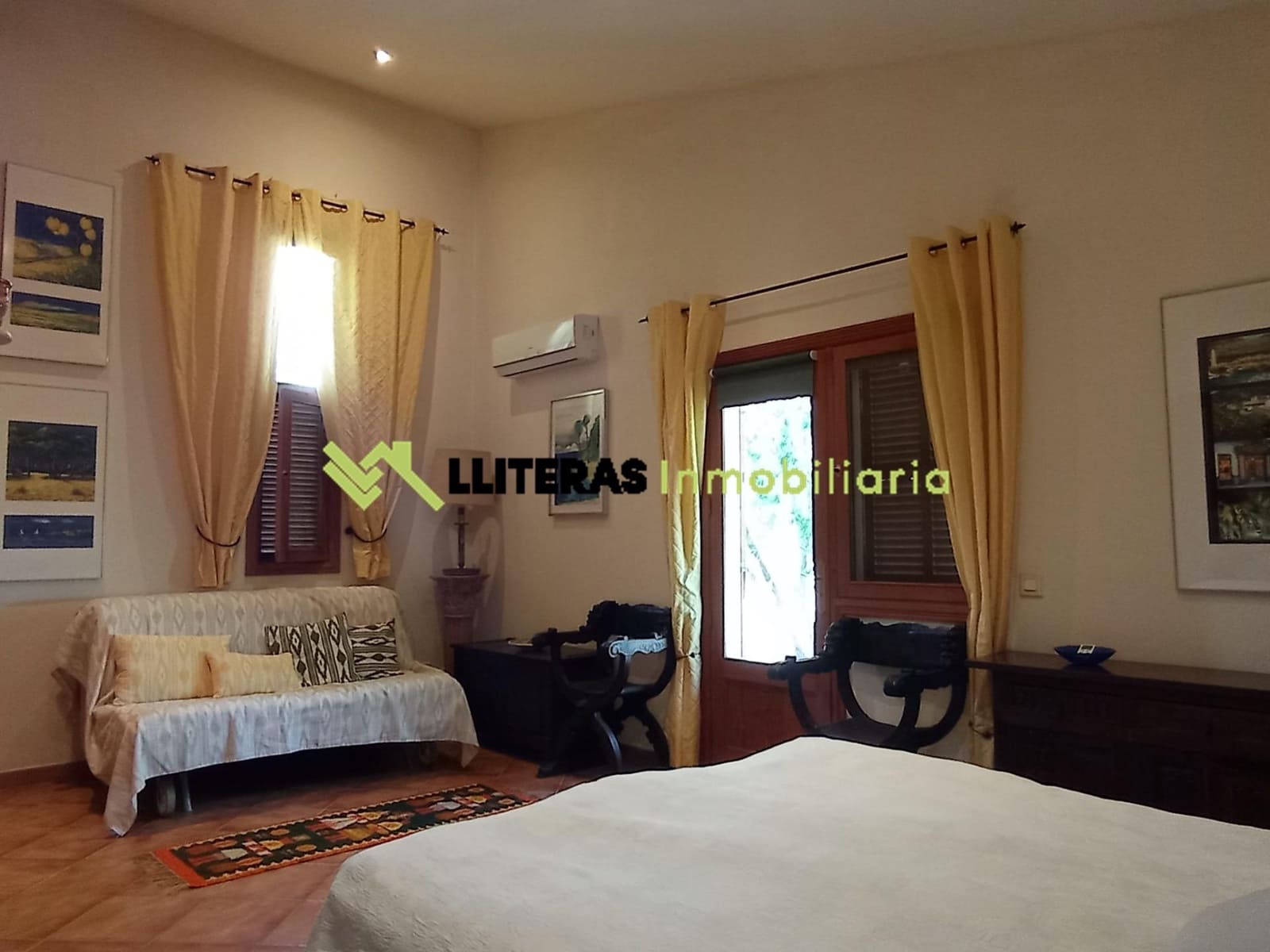 2 slaapkamer Finca/Landhuis te koop in Moscari met garage - € 980.000 (Ref: 9535925)