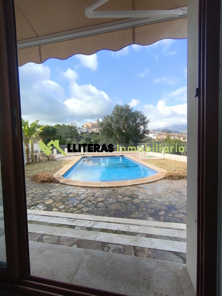 5 soveværelse Villa til salg i Campanet med swimmingpool - € 850.000 (Ref: 9604962)