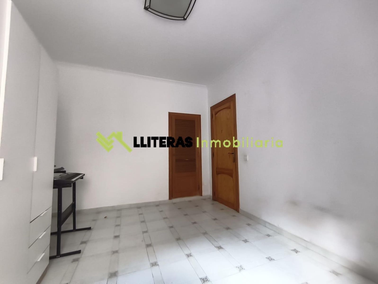 5 soveværelse Villa til salg i Campanet med swimmingpool - € 850.000 (Ref: 9604962)