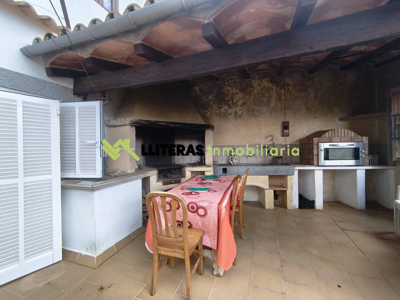 5 soveværelse Villa til salg i Campanet med swimmingpool - € 850.000 (Ref: 9604962)