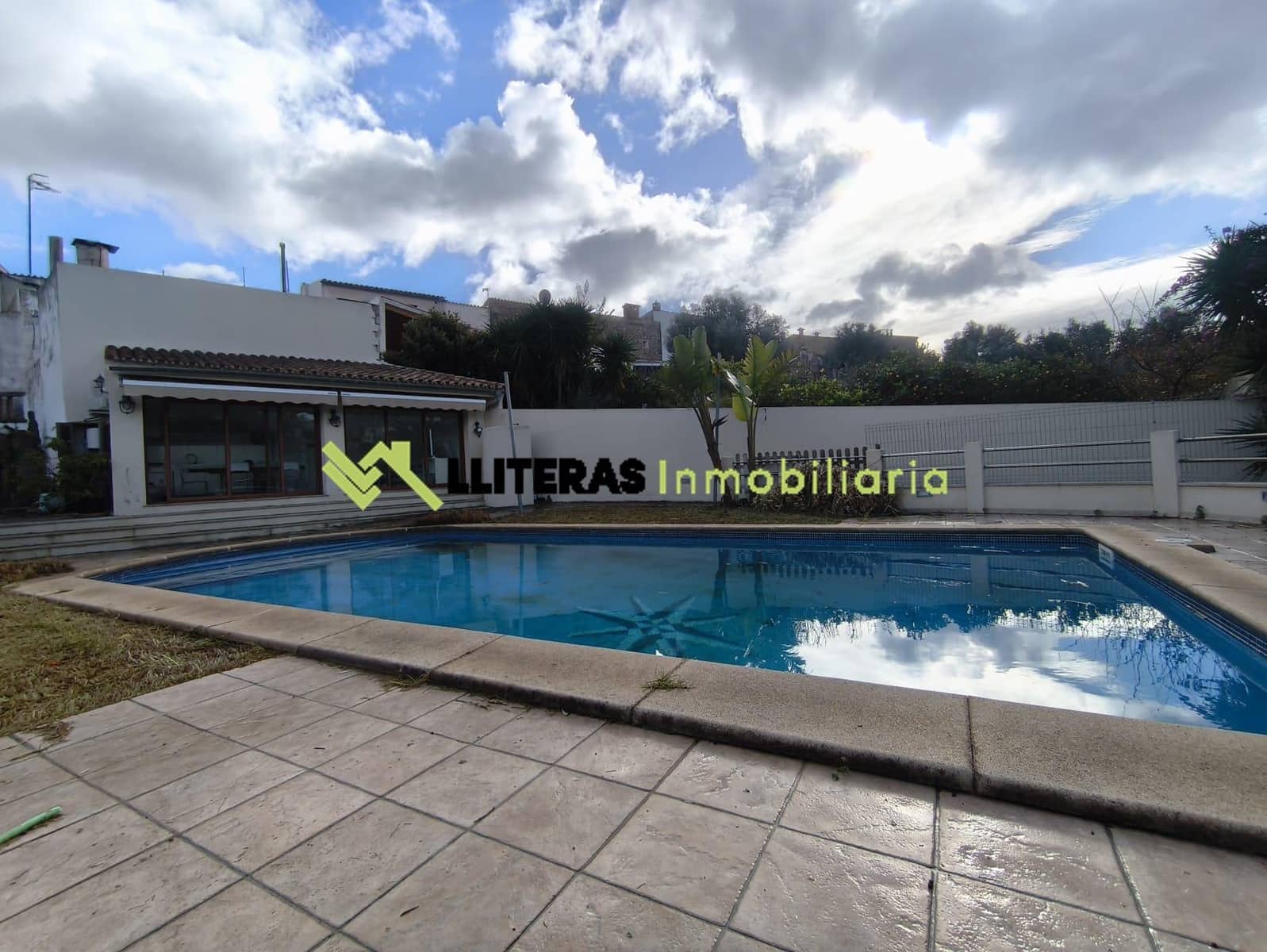 5 soveværelse Villa til salg i Campanet med swimmingpool - € 850.000 (Ref: 9604962)