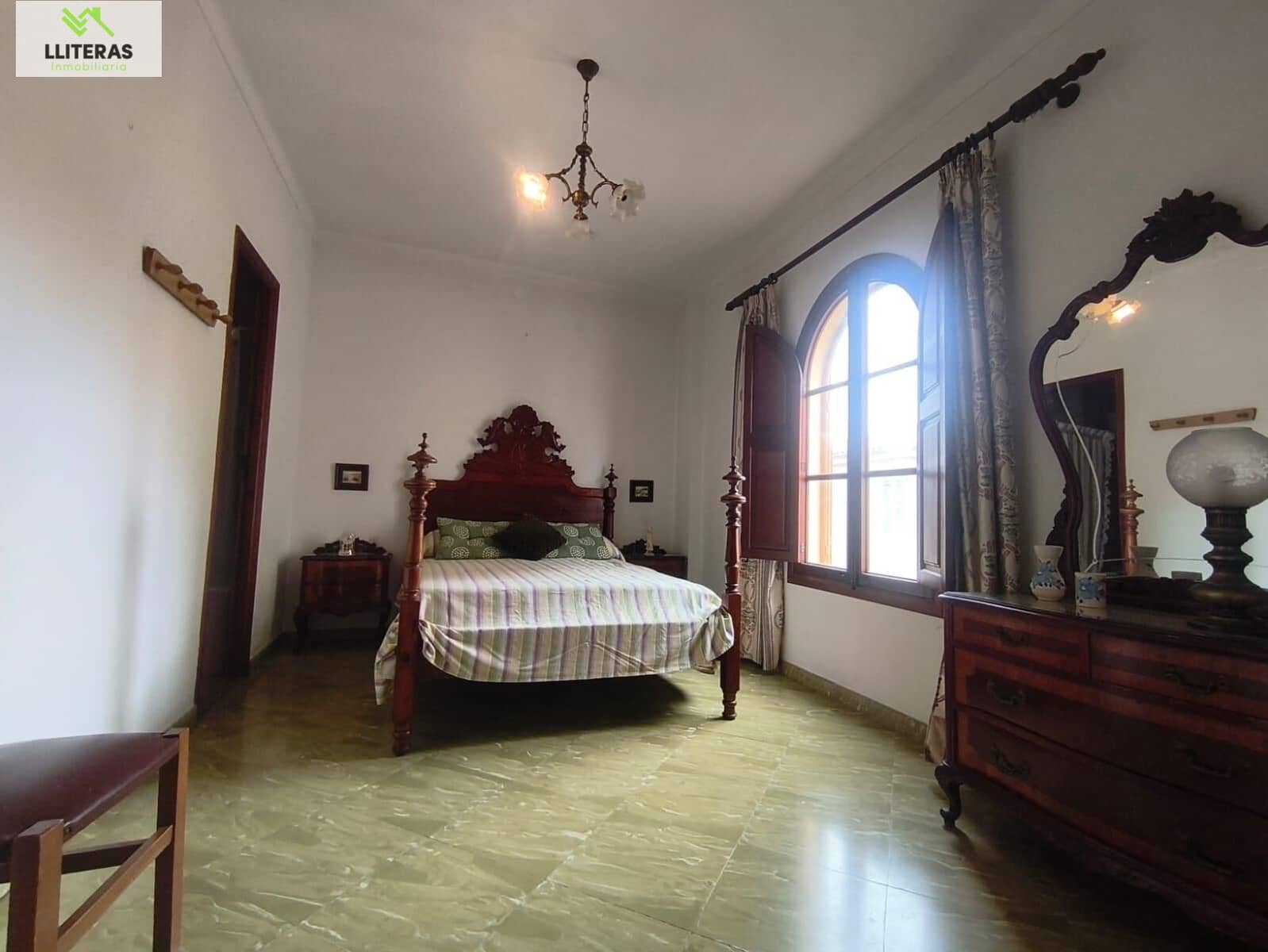 5 bedroom Villa for sale in Santa Margalida - € 395,000 (Ref: 9656083)