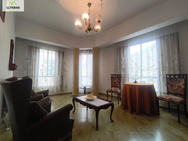 Chalet de 5 habitaciones en Santa Margalida en venta - 395.000 € (Ref: 9656083)