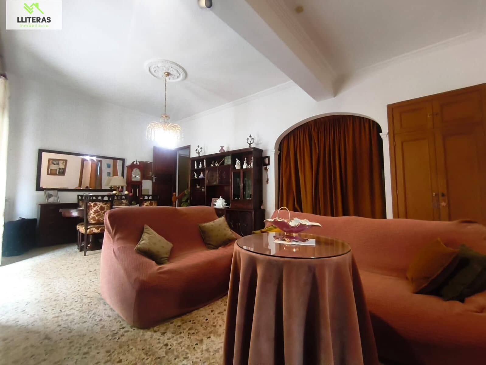 5 bedroom Villa for sale in Santa Margalida - € 395,000 (Ref: 9656083)