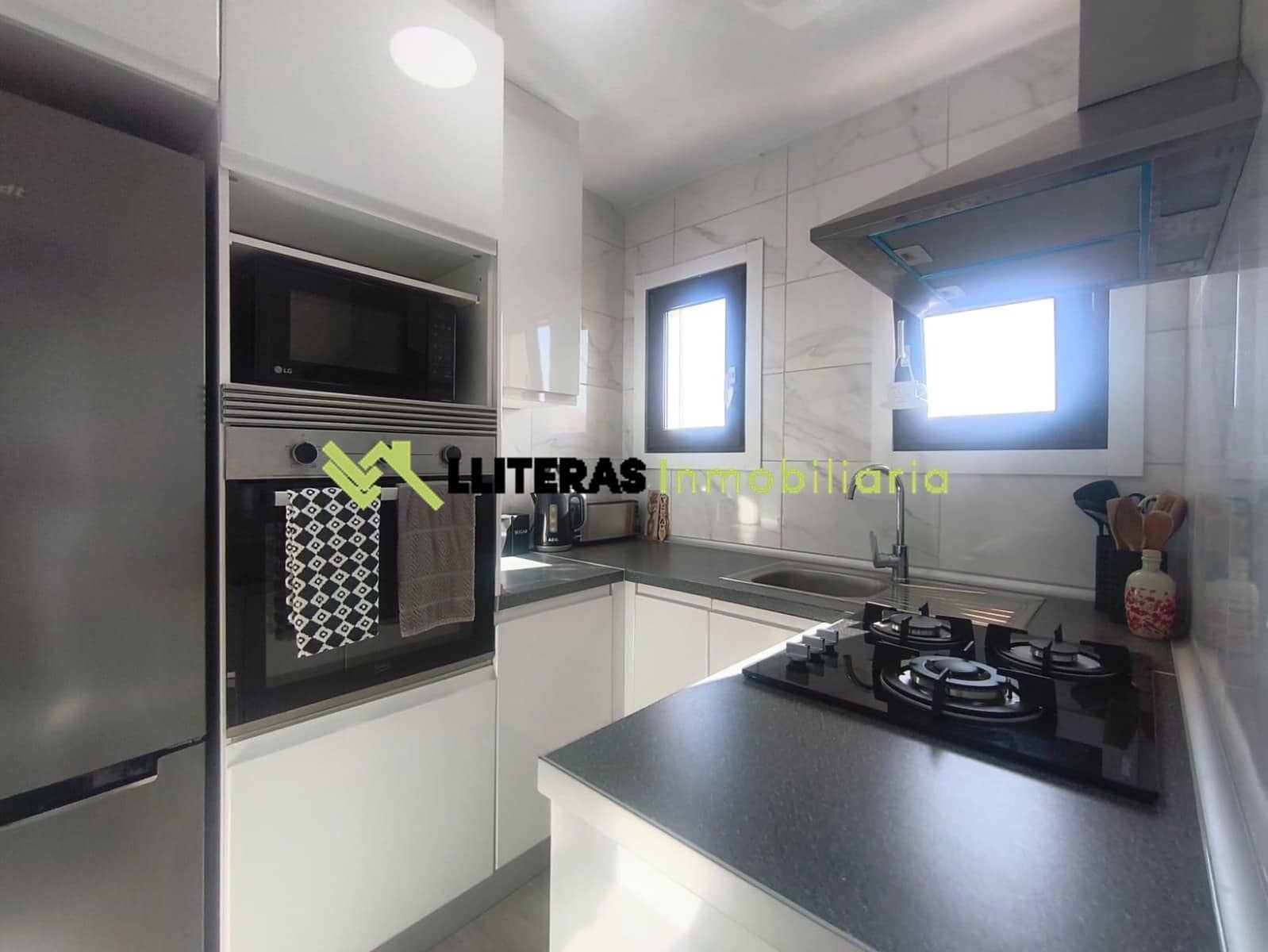 3 makuuhuone Kattohuoneisto myytävänä paikassa Alcudia - 349 000 € (Ref: 9761970)