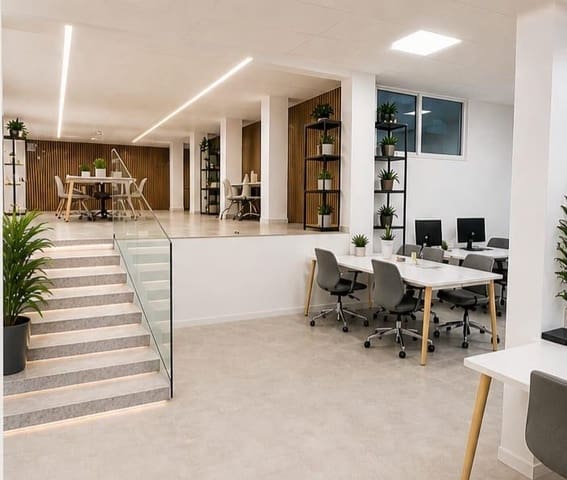 Kontor til leje i Inca - € 350 (Ref: 9836659)