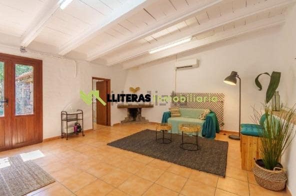8 bedroom Finca/Country House for sale in Sencelles with pool - € 790,000 (Ref: 9866998)