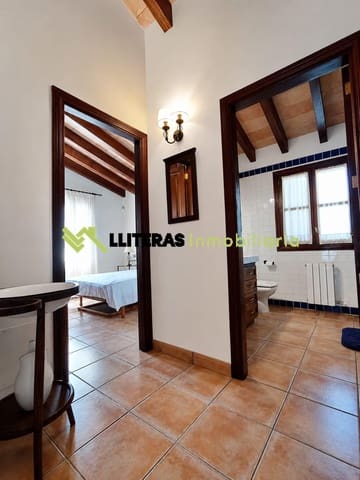 5 sypialnia Willa na sprzedaż w Mancor de la Vall z garażem - 1 150 000 € (Ref: 9938173)