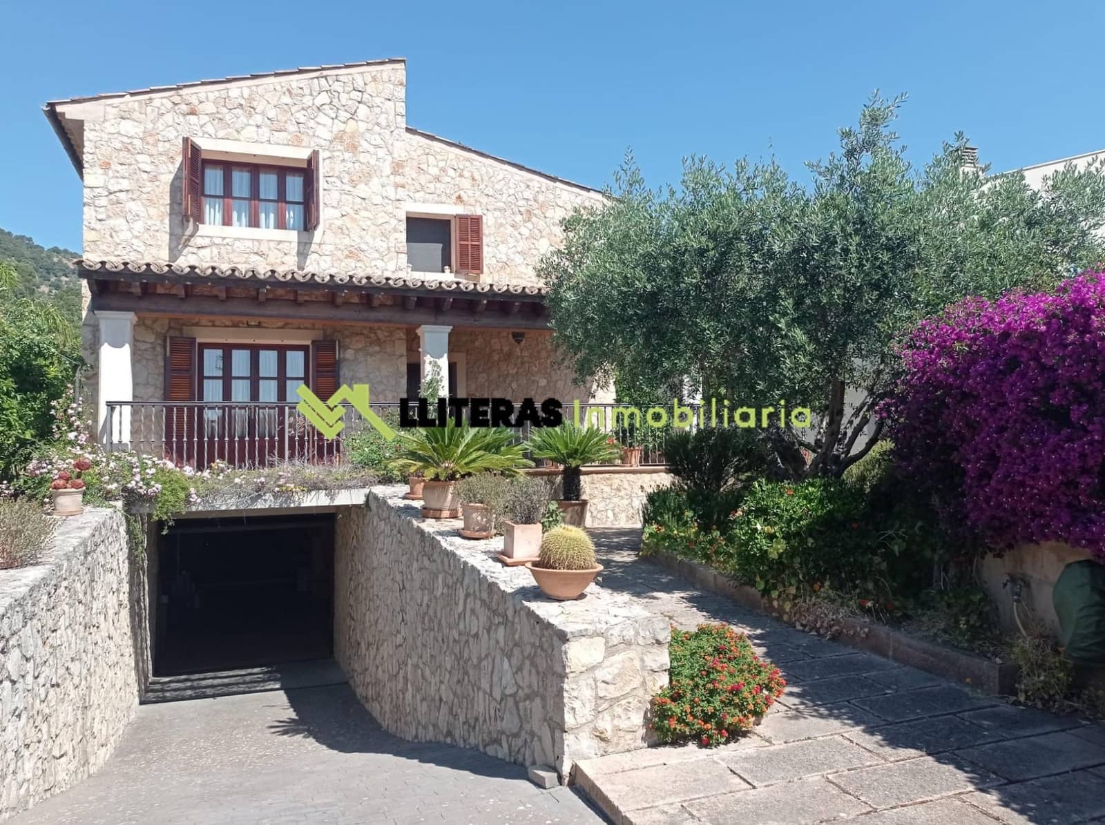5 slaapkamer Villa te koop in Mancor de la Vall met garage - € 1.150.000 (Ref: 9938173)
