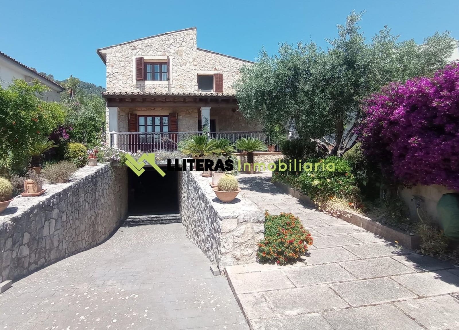 5 slaapkamer Villa te koop in Mancor de la Vall met garage - € 1.150.000 (Ref: 9938173)