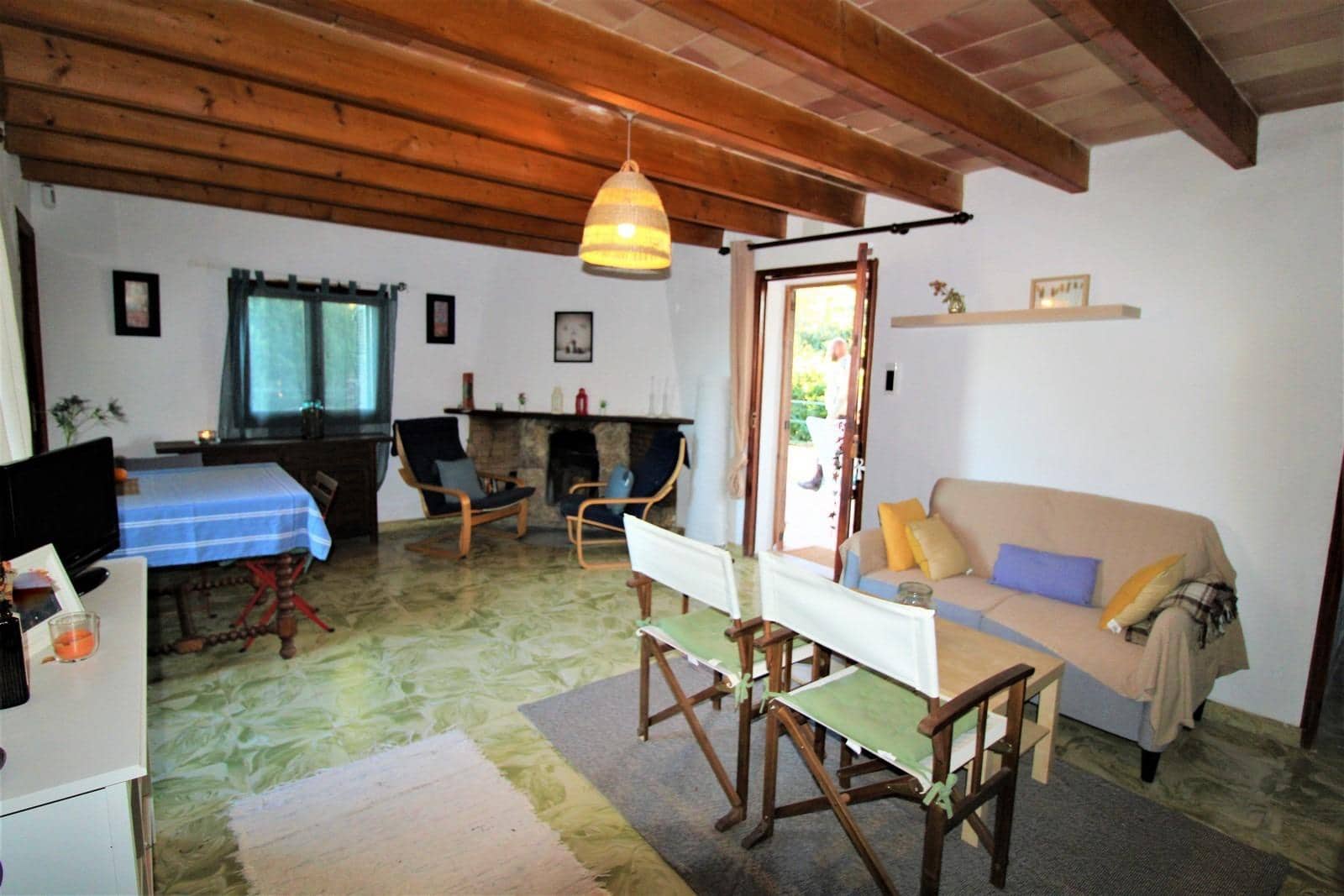 5 soveværelse Finca/Landehus til salg i Llubi med swimmingpool - € 690.000 (Ref: 9030518)