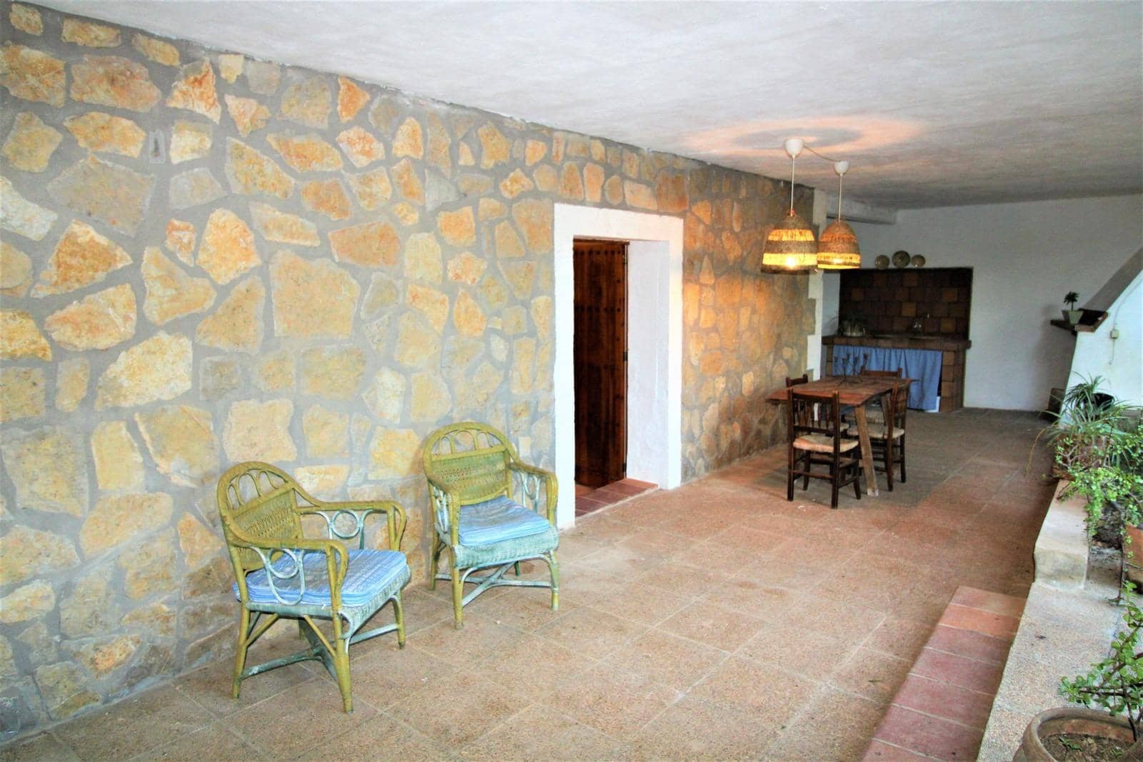 Finca/Casa Rural de 5 habitaciones en Llubí en venta con piscina - 690.000 € (Ref: 9030518)