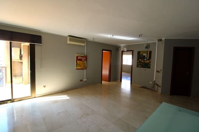 Kontor till salu i Plaça dels Patins, Palma de Mallorca - 215 000 € (Ref: 9030521)