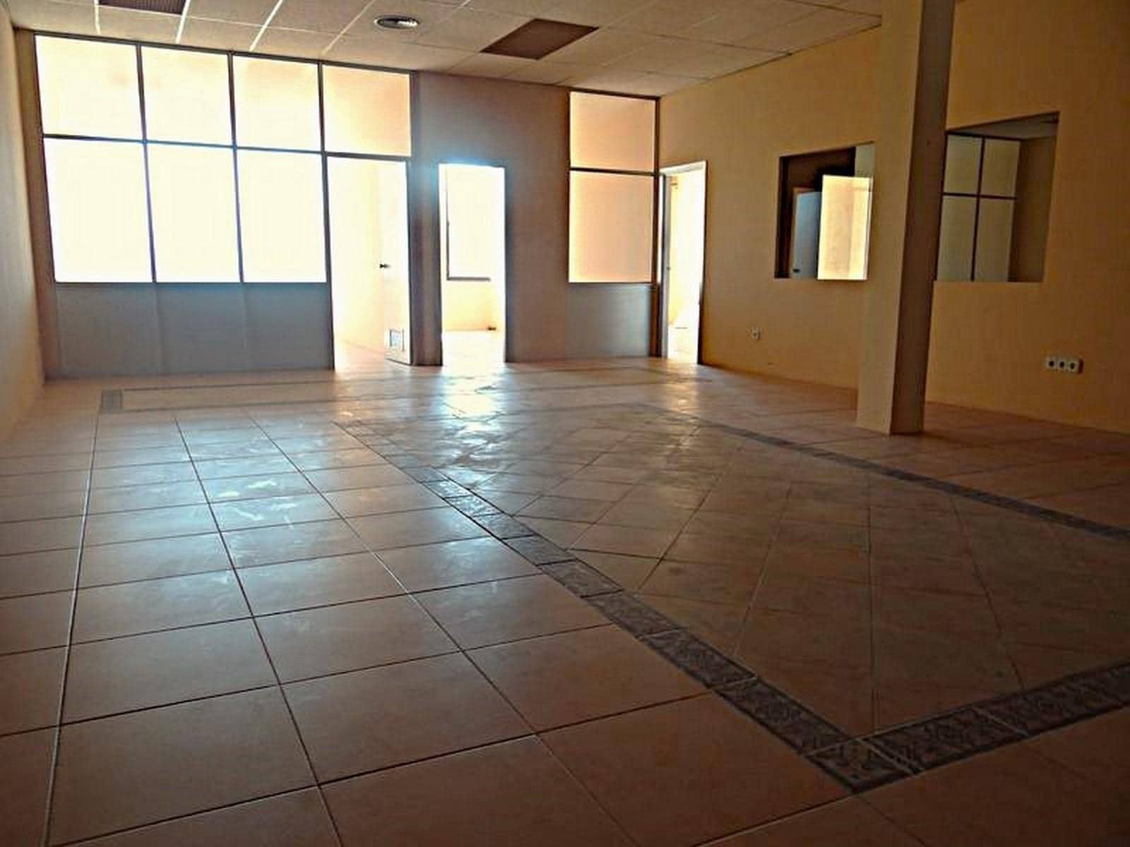 Büro zu verkaufen in Palma de Mallorca - 390.000 € (Ref: 9031391)