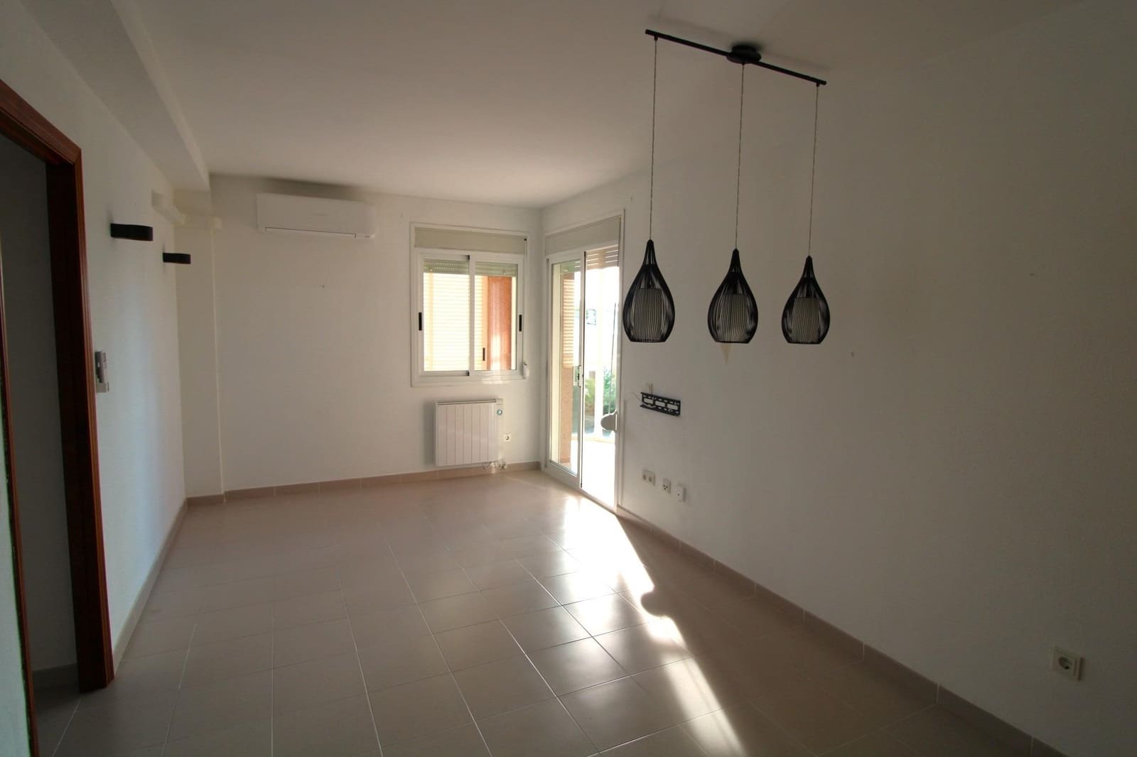 2 bedroom Flat for rent in Bellavista - € 1,600 (Ref: 9334916)