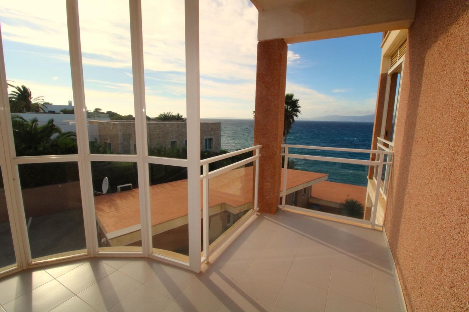 2 bedroom Flat for rent in Bellavista - € 1,600 (Ref: 9334916)