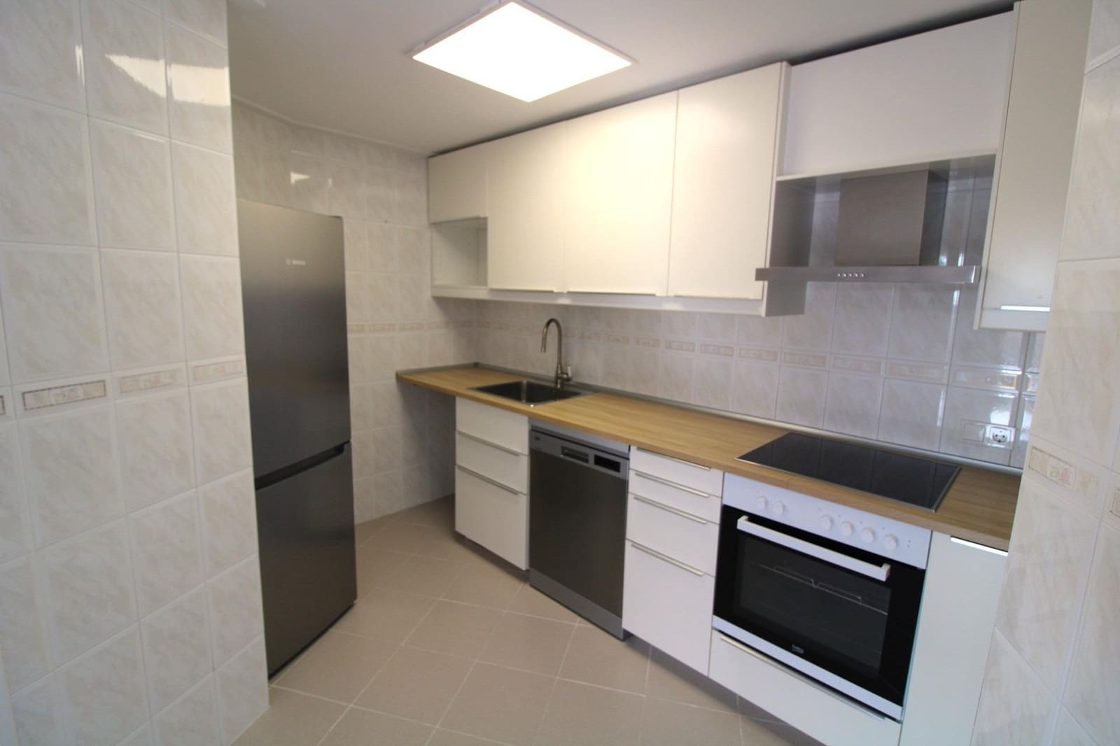 2 bedroom Flat for rent in Bellavista - € 1,600 (Ref: 9334916)