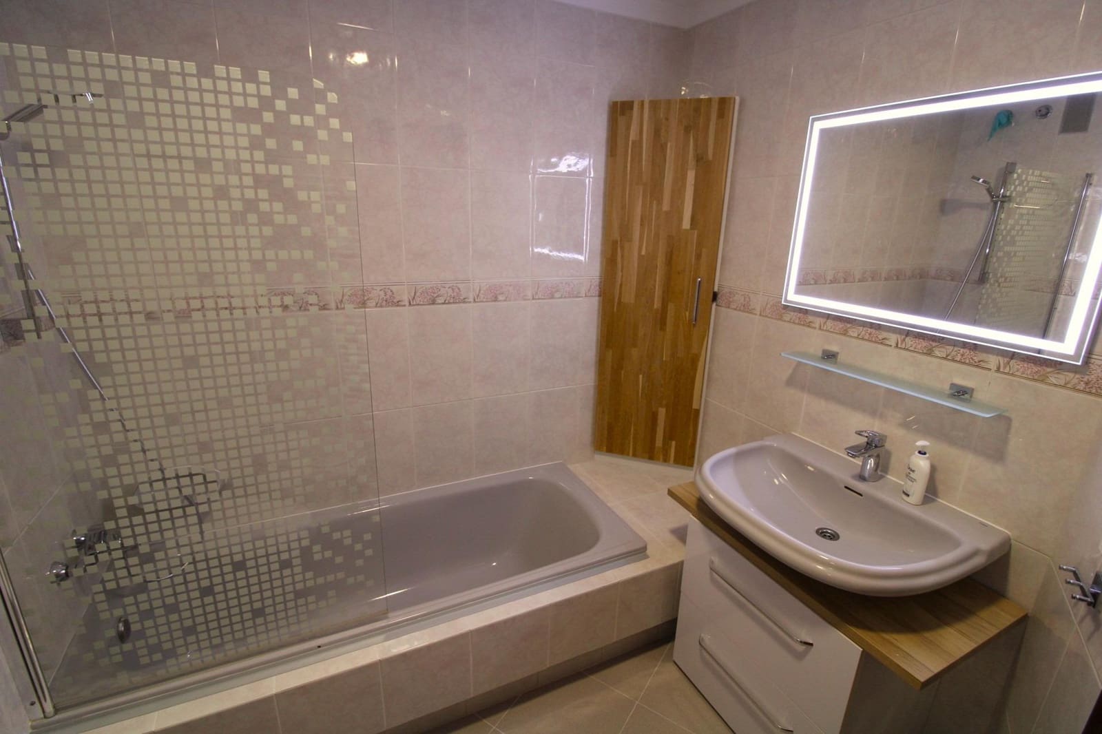 2 bedroom Flat for rent in Bellavista - € 1,600 (Ref: 9334916)