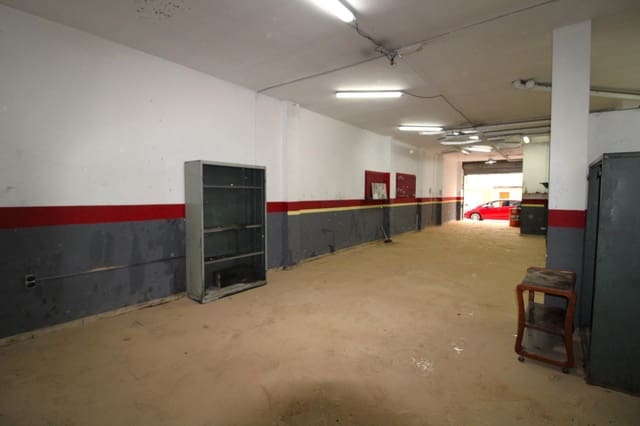 Commercieel te koop in Santa Catalina, Palma de Mallorca - € 240.000 (Ref: 9446307)