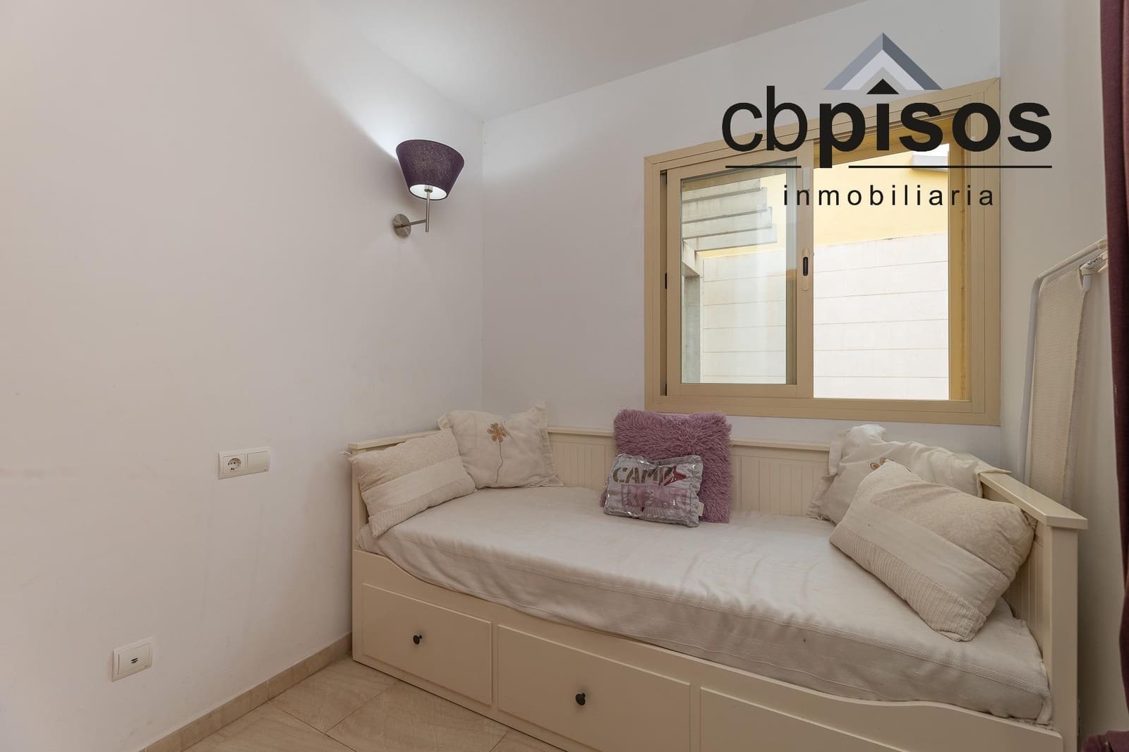4 bedroom Apartment for rent in Alcudia - € 2,000 (Ref: 7790069)