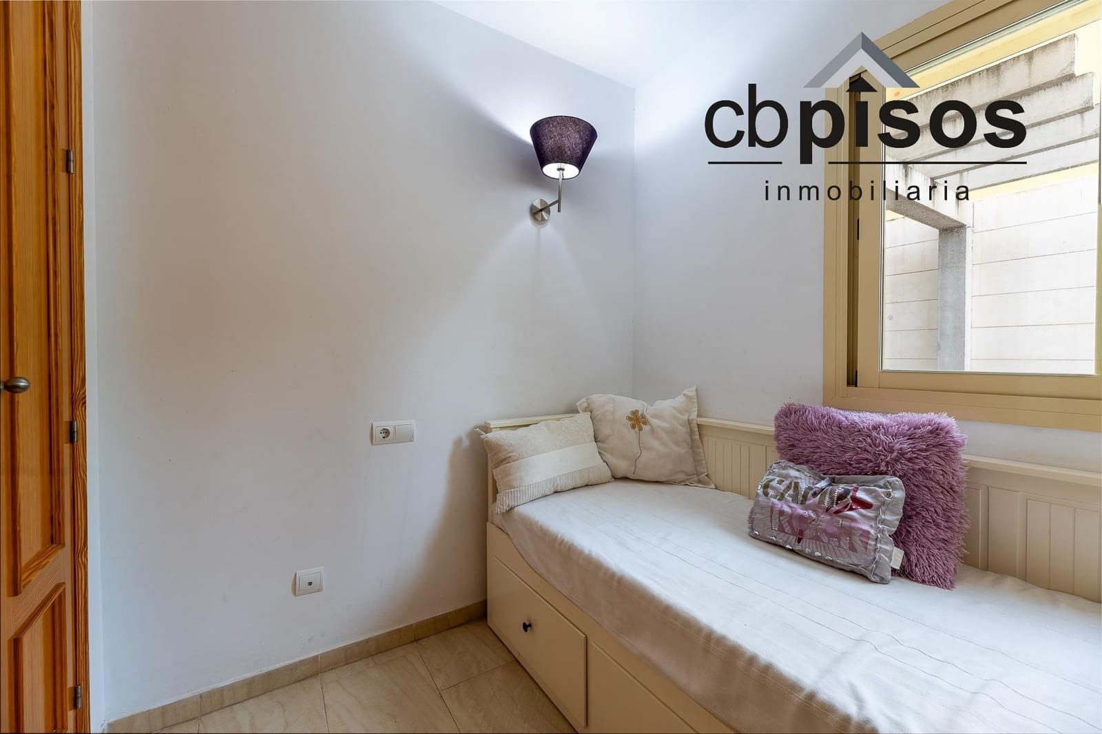 4 bedroom Apartment for rent in Alcudia - € 2,000 (Ref: 7790069)