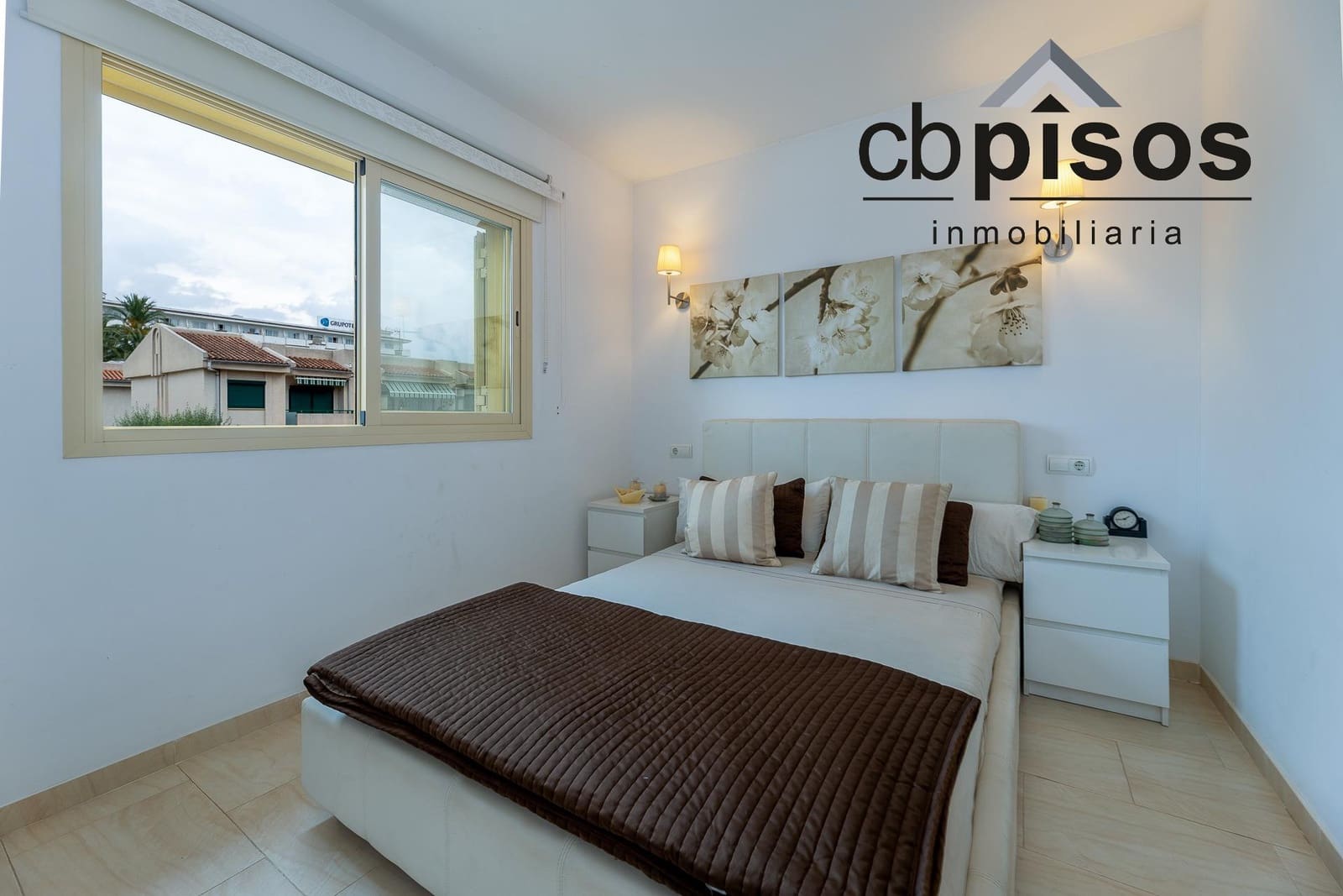 4 bedroom Apartment for rent in Alcudia - € 2,000 (Ref: 7790069)